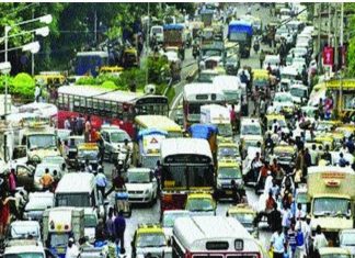 चंद्रपूरकरांना वाहतूक कोंडीतून दिलासा कधी मिळणार?* *मा. नितीन गडकरी पडोली ते बंगाली कॅम्प उड्डाणपूल मंजूर करून चंद्रपूरकरांना दिलासा देणार का?*